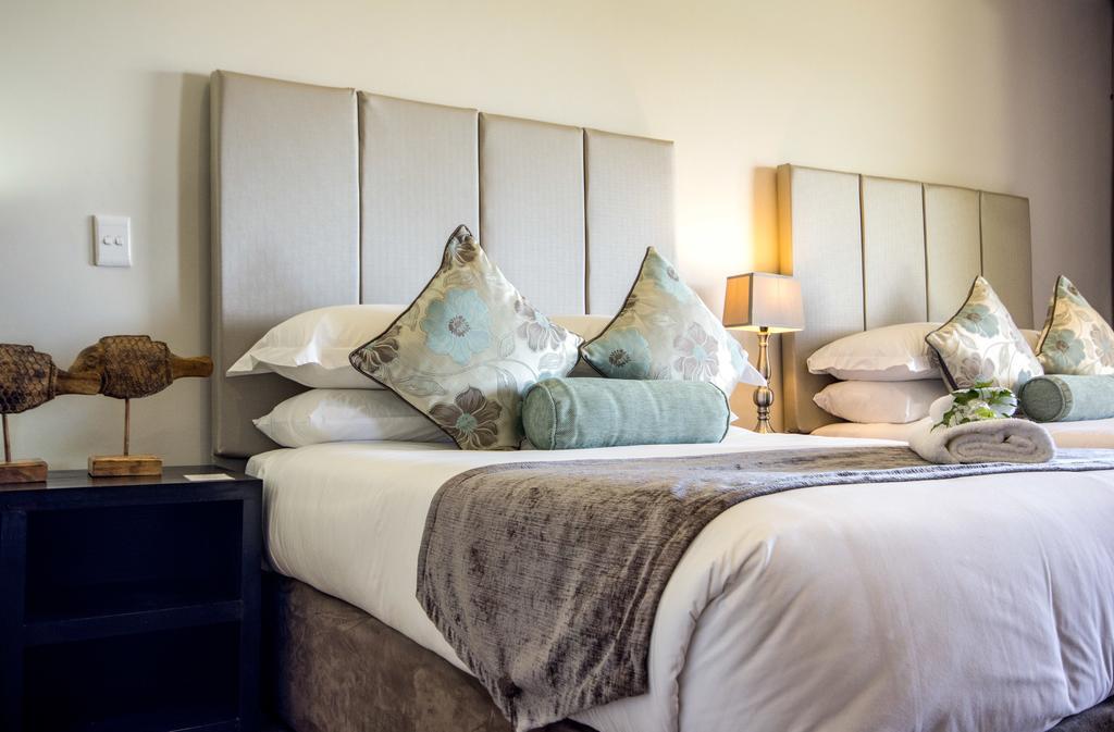 River Place Manor Upington Eksteriør billede