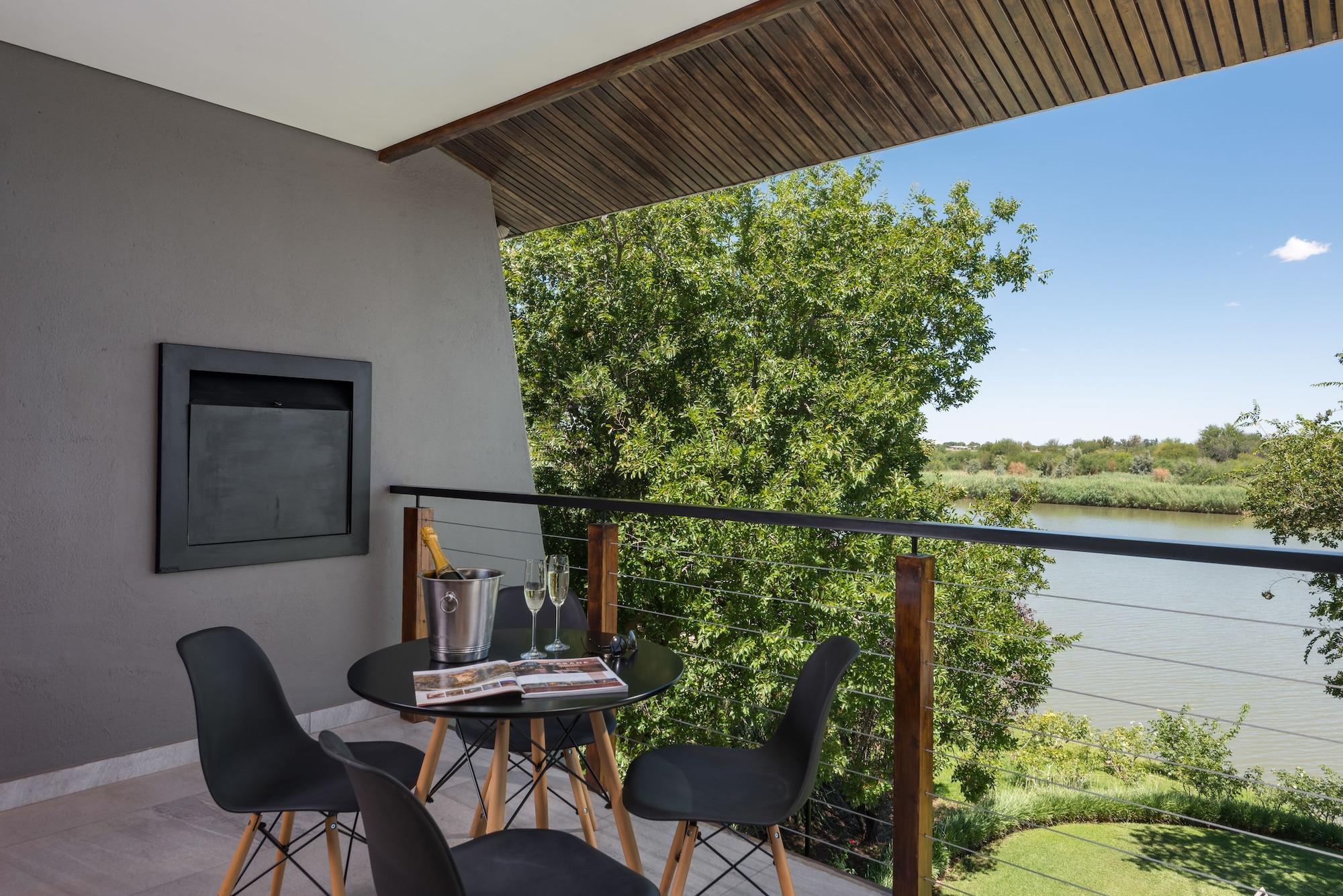 River Place Manor Upington Eksteriør billede