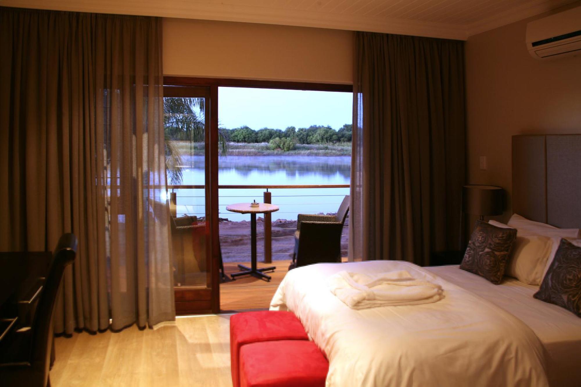 River Place Manor Upington Eksteriør billede