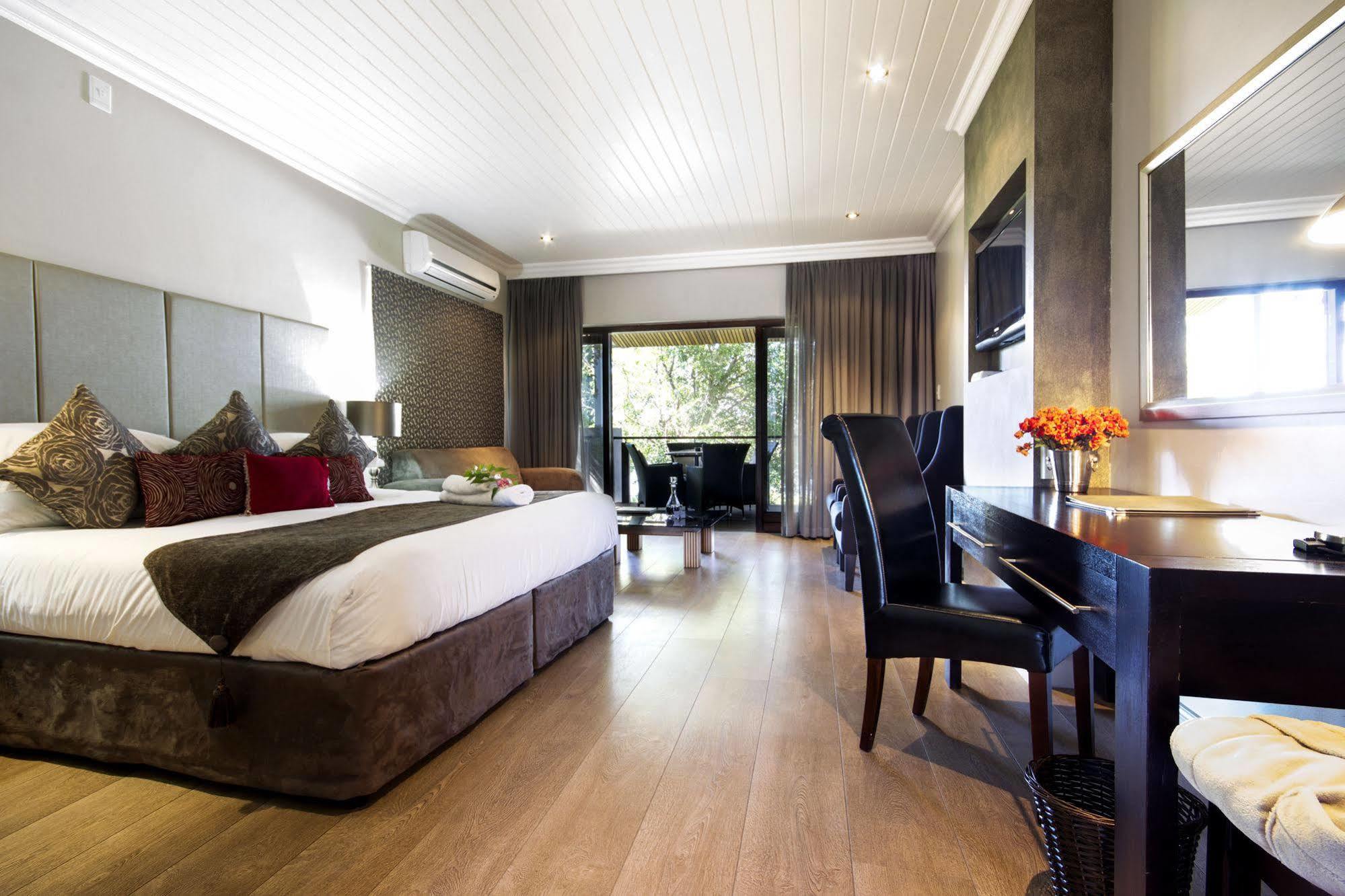 River Place Manor Upington Eksteriør billede